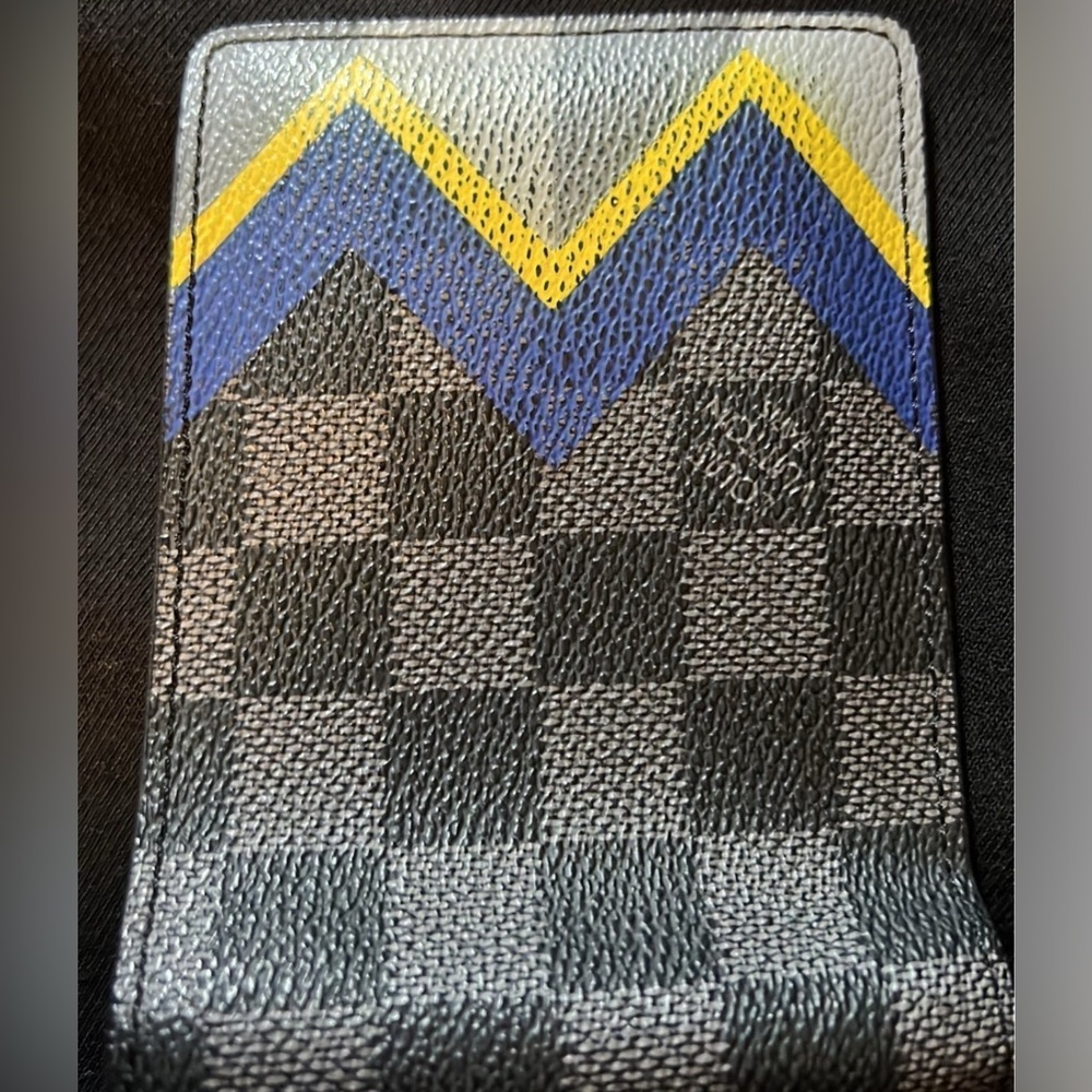 LOUIS VUITTON WALLET - Picture 9 of 10